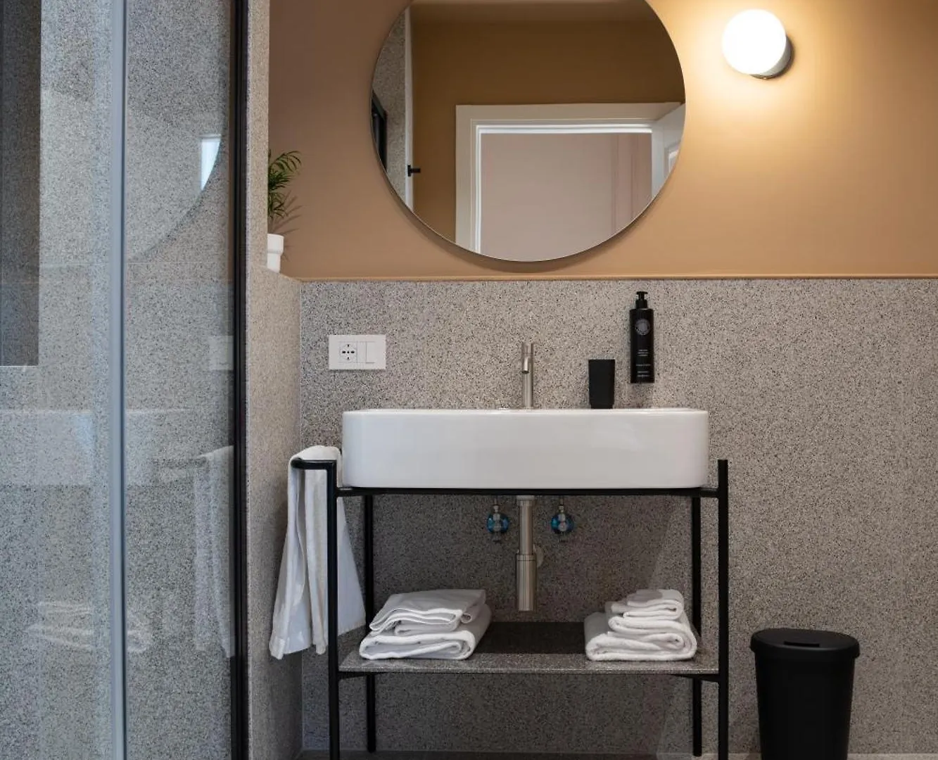 Bed & Breakfast Monteroduni 22 - Chiaia Design Rooms Naples
