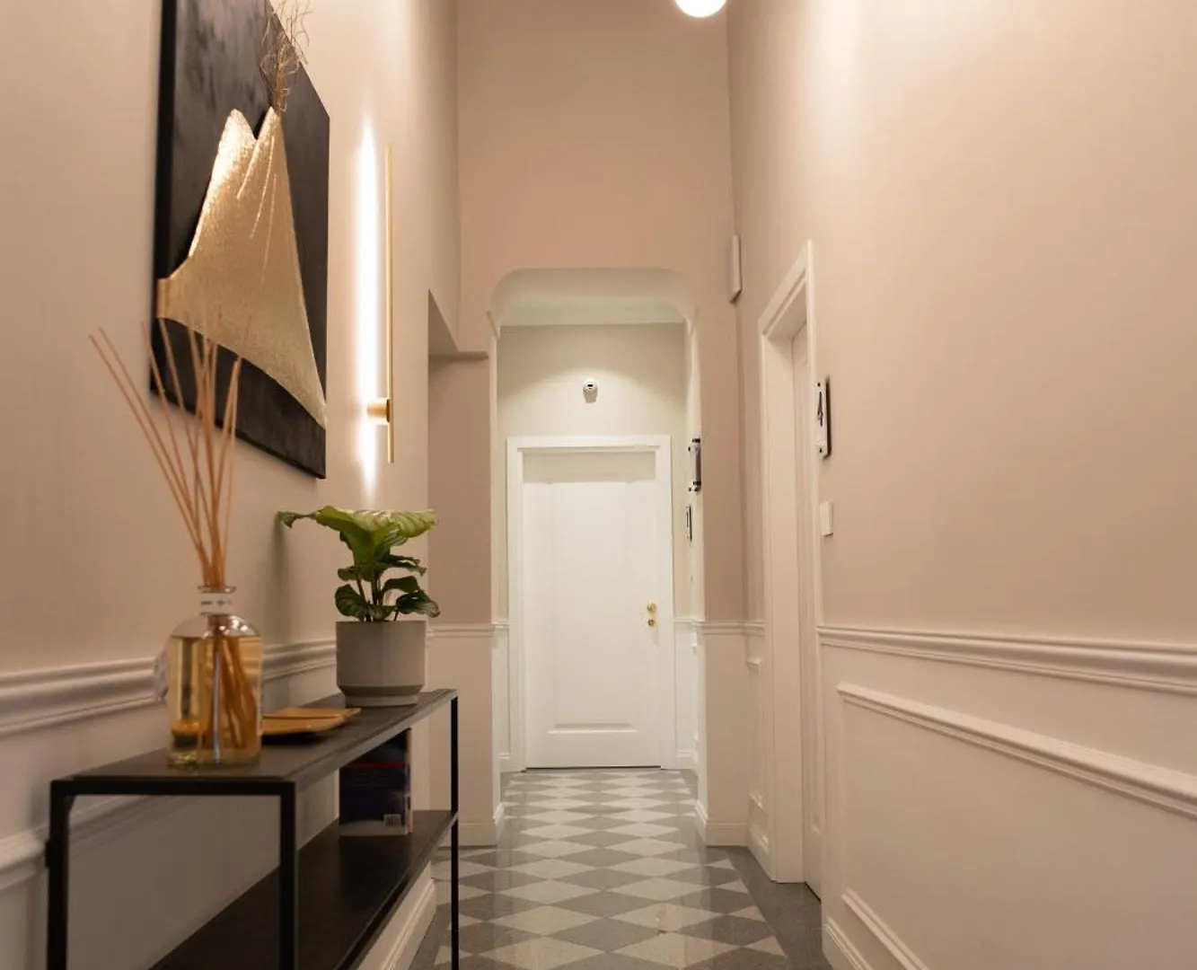 Monteroduni 22 - Chiaia Design Rooms Napoli 0*,  Italia