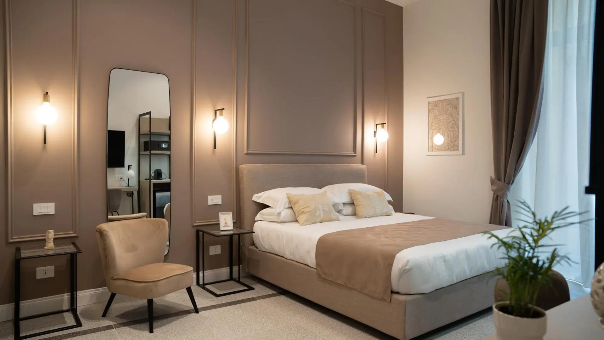 Monteroduni 22 - Chiaia Design Rooms Νάπολη