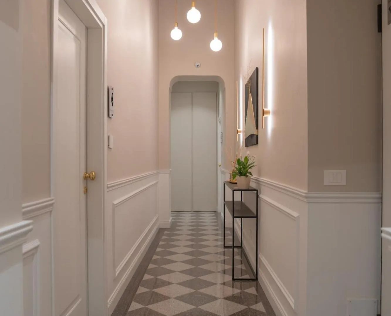 Monteroduni 22 - Chiaia Design Rooms Νάπολη