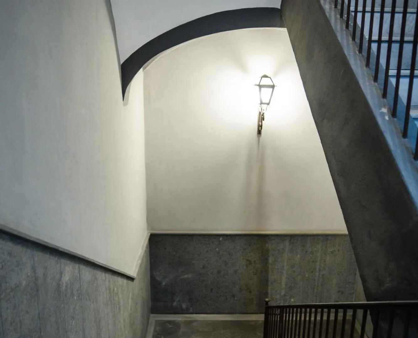 Monteroduni 22 - Chiaia Design Rooms Νάπολη